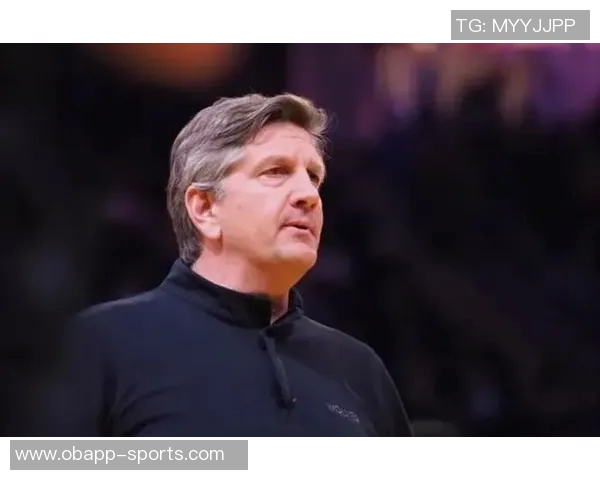 芬奇直言球队进攻如同灾难投篮选择和战术执行全方位失误